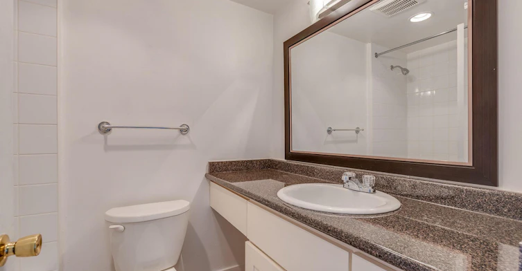 695 Southeast Marine Drive, Vancouver, BC, V5X 2T6 - 20