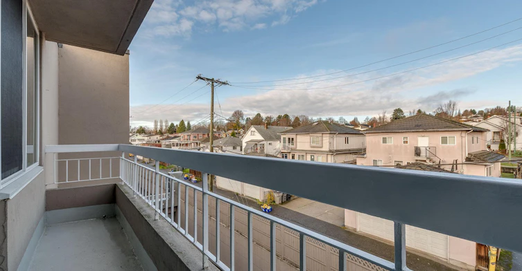 695 Southeast Marine Drive, Vancouver, BC, V5X 2T6 - 23