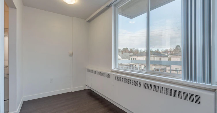 695 Southeast Marine Drive, Vancouver, BC, V5X 2T6 - 15