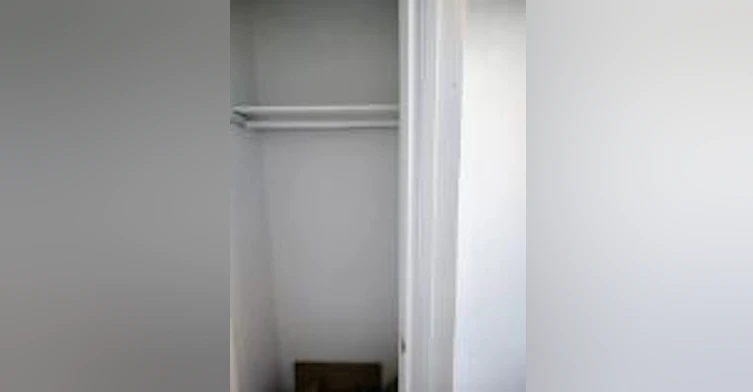½ B-502 Somerset Street West, Ottawa, ON, K1R 5J7 - 11