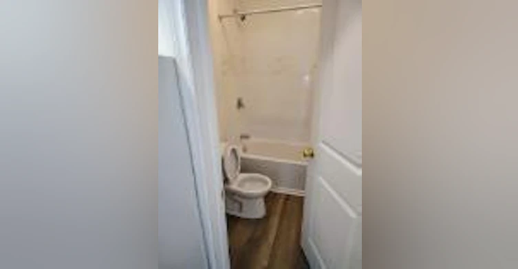 ½ B-502 Somerset Street West, Ottawa, ON, K1R 5J7 - 5