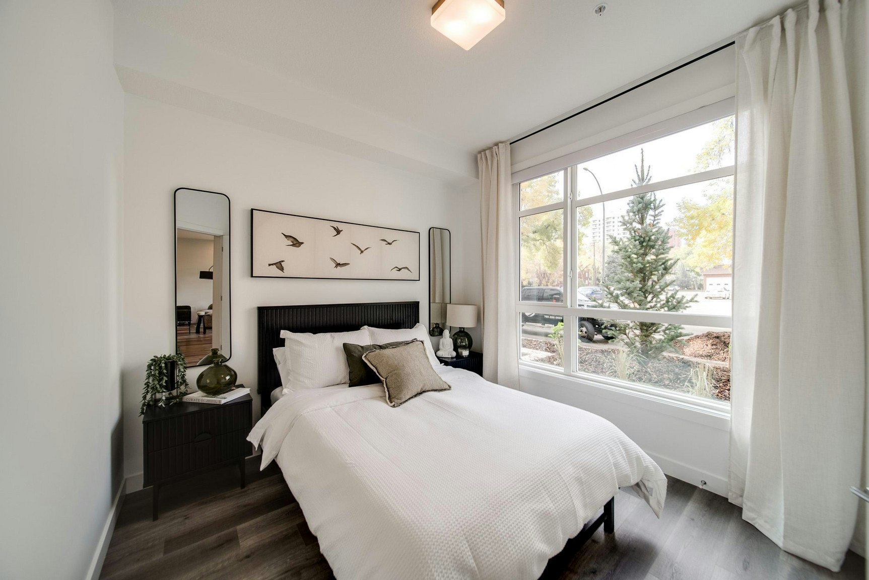103-10015 113 Street, Edmonton, AB, T5K 1N8 - 6