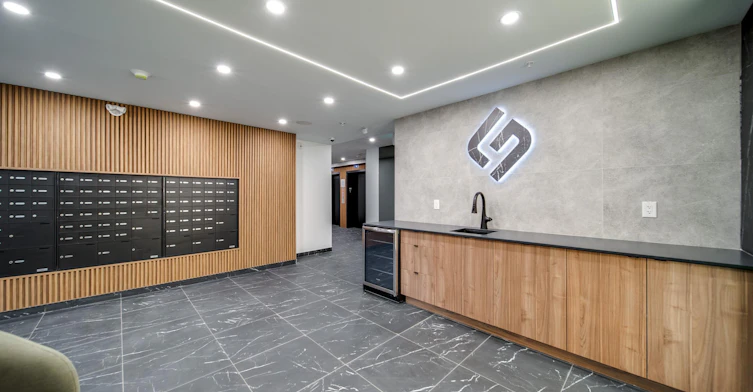 103-10015 113 Street, Edmonton, AB, T5K 1N8 - 13