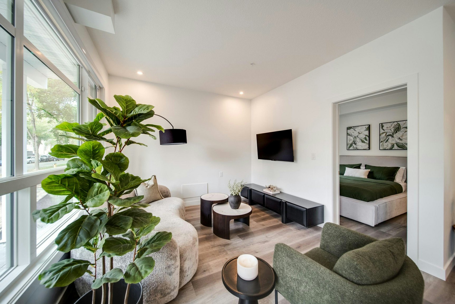103-10015 113 Street, Edmonton, AB, T5K 1N8 - 5
