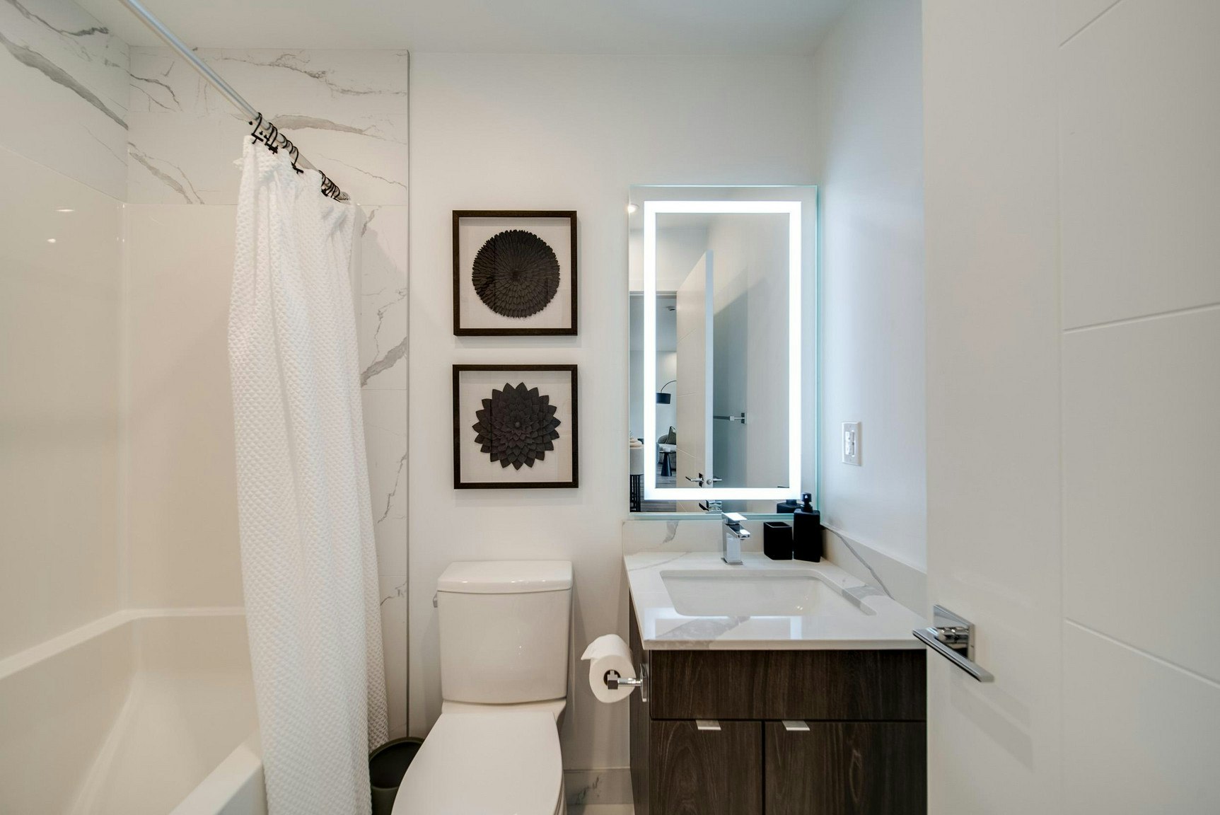 103-10015 113 Street, Edmonton, AB, T5K 1N8 - 7