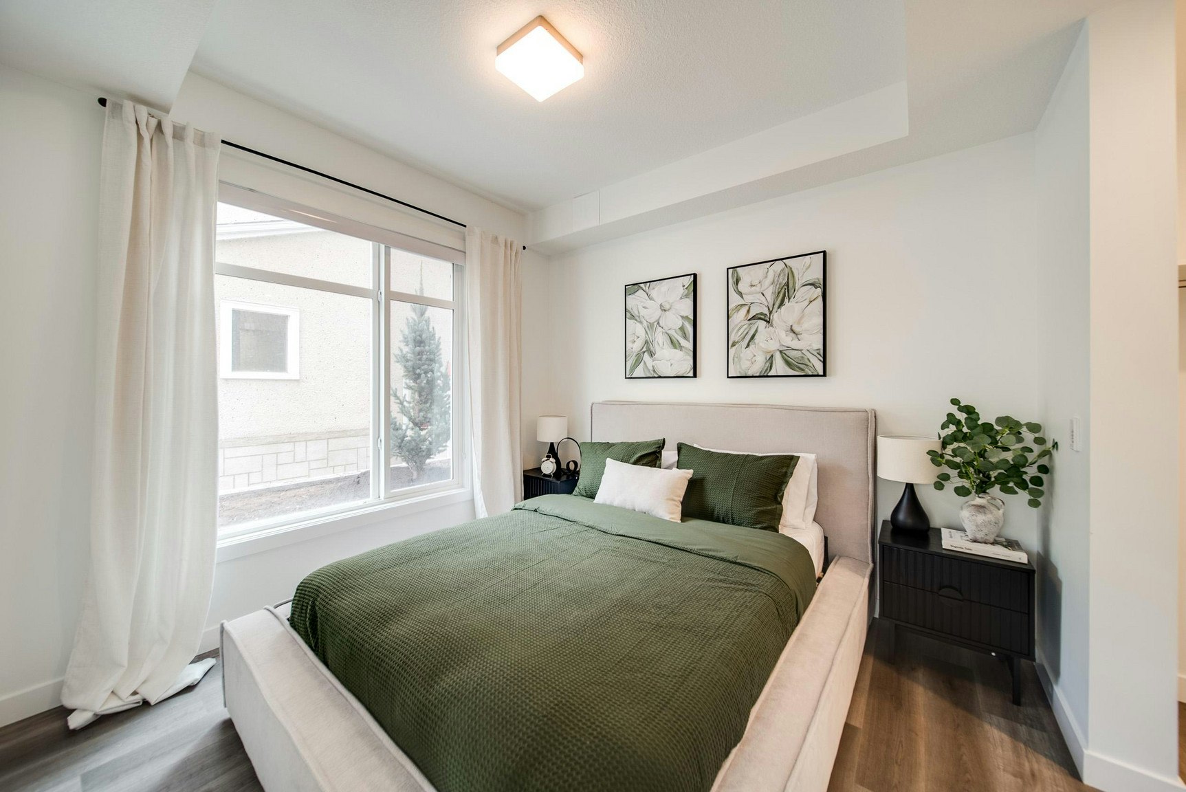 103-10015 113 Street, Edmonton, AB, T5K 1N8 - 8