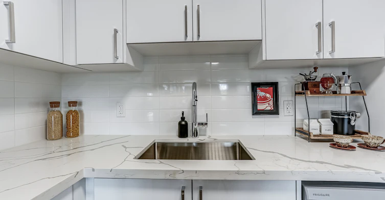 1-6515 Glen Erin Drive, Mississauga, ON, L5N 8P9 - 3