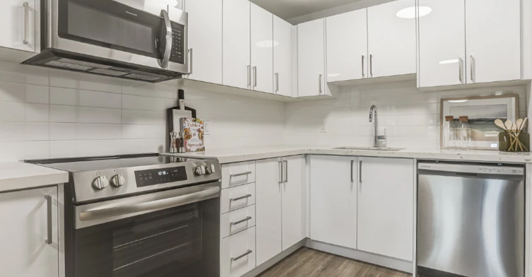 11-6515 Glen Erin Drive, Mississauga, ON, L5N 8P9 - 8