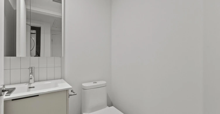 2198 De Maisonneuve Boulevard Est, Montréal, QC, H2K 0G5 - 22