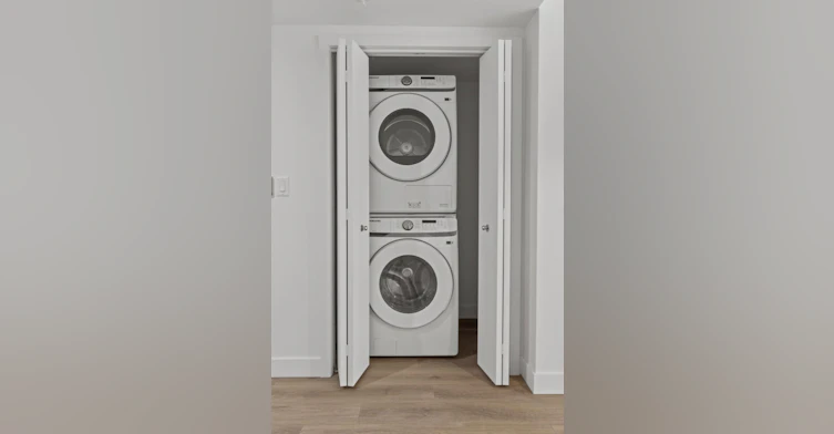 2198 De Maisonneuve Boulevard Est, Montréal, QC, H2K 0G5 - 10