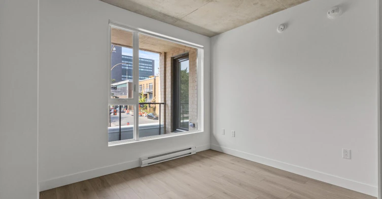 2198 De Maisonneuve Boulevard Est, Montréal, QC, H2K 0G5 - 41