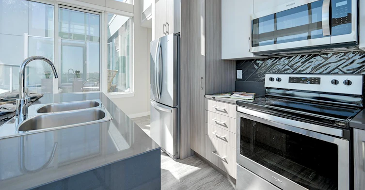 2610 109 Street Northwest, Edmonton, AB, T6J 5L7 - 20