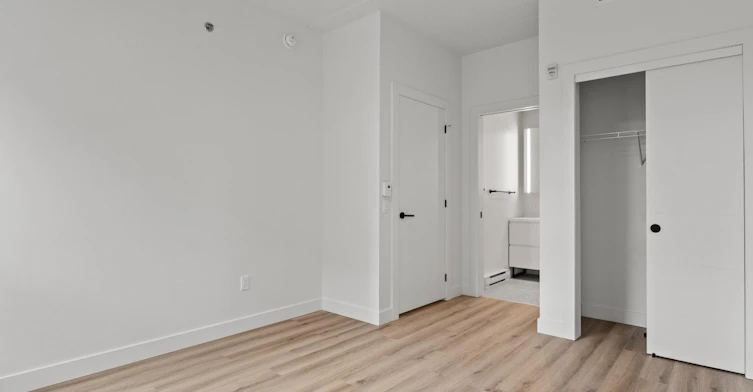 2800 Thimens Boulevard, Montréal, QC, H4R 2H1 - 9