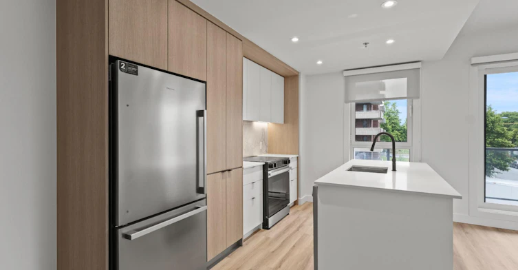2800 Thimens Boulevard, Montréal, QC, H4R 2H1 - 4