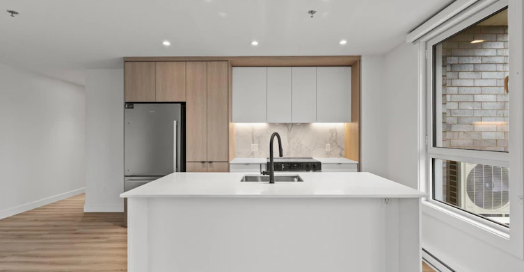 2800 Thimens Boulevard, Montréal, QC, H4R 2H1 - 2