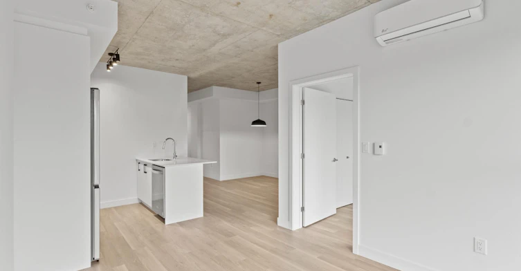 4988 De La Savane Place, Montréal, QC, H4P 1Z6 - 10