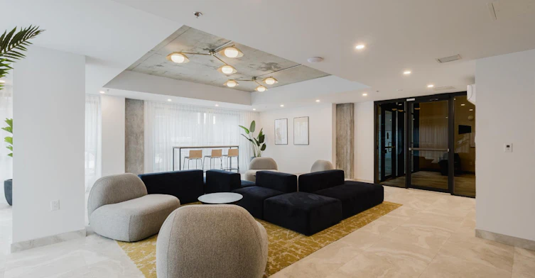 4988 De La Savane Place, Montréal, QC, H4P 1Z6 - 2