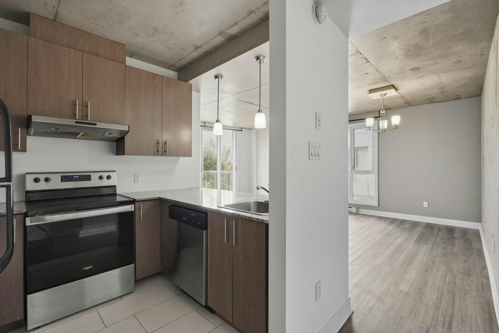 205-260 Maisonneuve Boulevard, Gatineau, QC, J8X 3N8 - 2