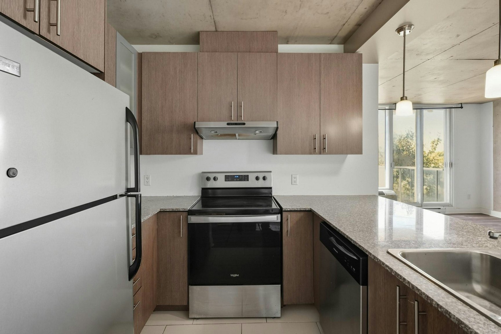 205-260 Maisonneuve Boulevard, Gatineau, QC, J8X 3N8 - 3
