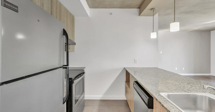 403-260 Maisonneuve Boulevard, Gatineau, QC, J8X 3N8 - 4