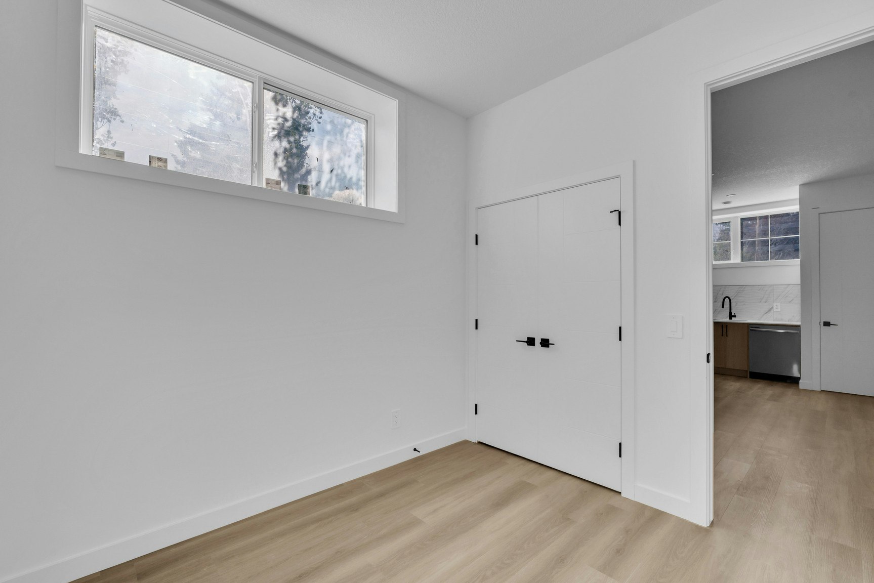 25  Avenue SW, Calgary, AB, T3E 2A6 - 15