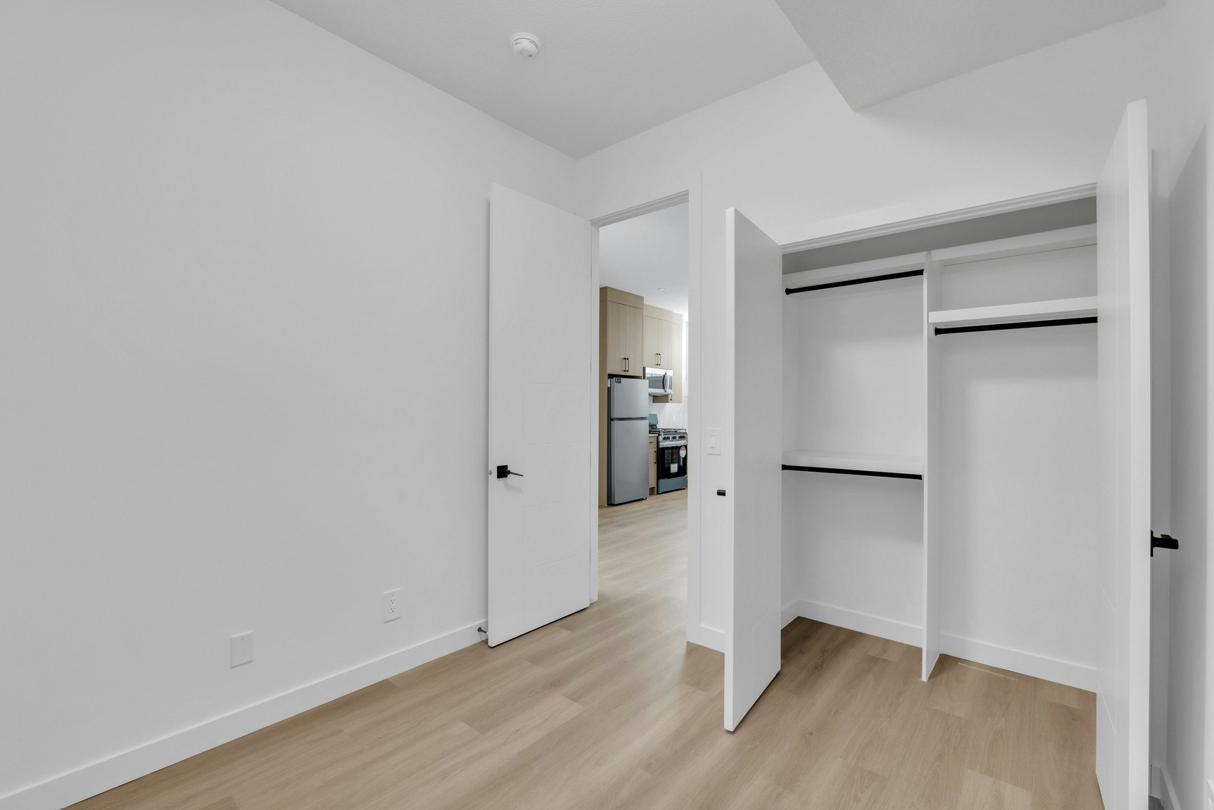 25  Avenue SW, Calgary, AB, T3E 2A6 - 17
