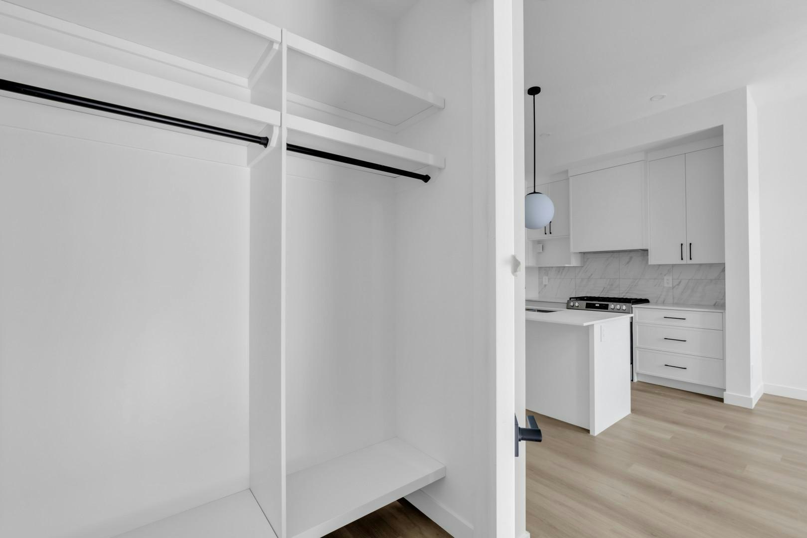 2708 25 Avenue Southwest, Calgary, AB, T3E 2A6 - 13
