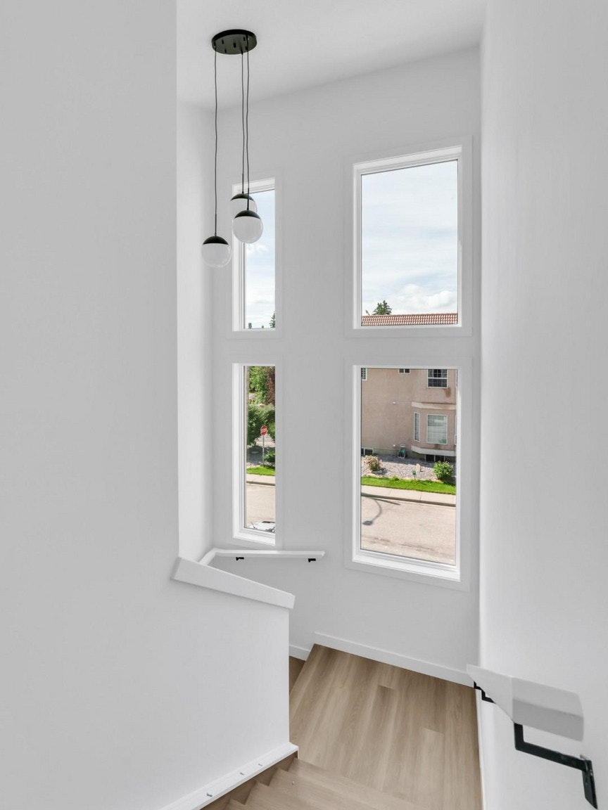 2708 25 Avenue Southwest, Calgary, AB, T3E 2A6 - 16