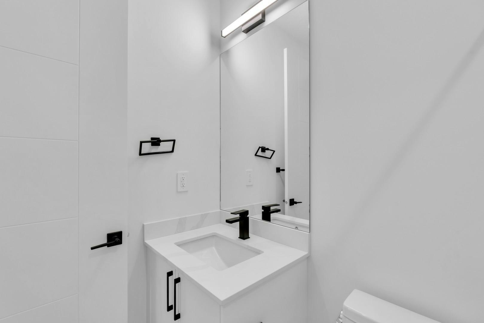 2708 25 Avenue Southwest, Calgary, AB, T3E 2A6 - 19