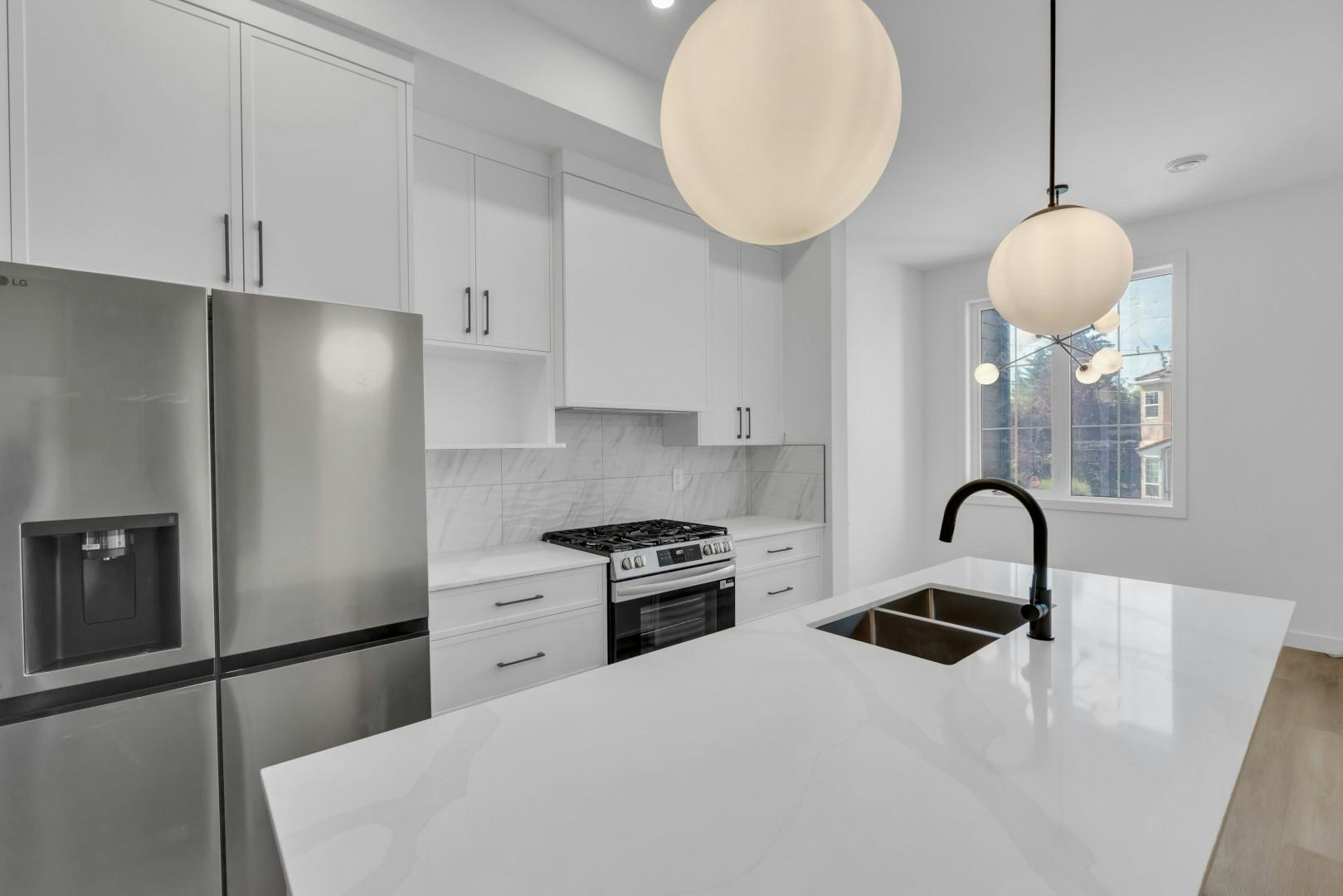 2708 25 Avenue Southwest, Calgary, AB, T3E 2A6 - 5