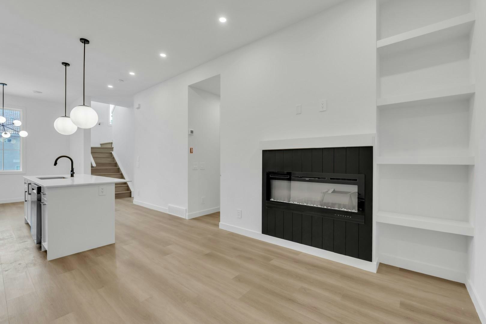 2708 25 Avenue Southwest, Calgary, AB, T3E 2A6 - 9