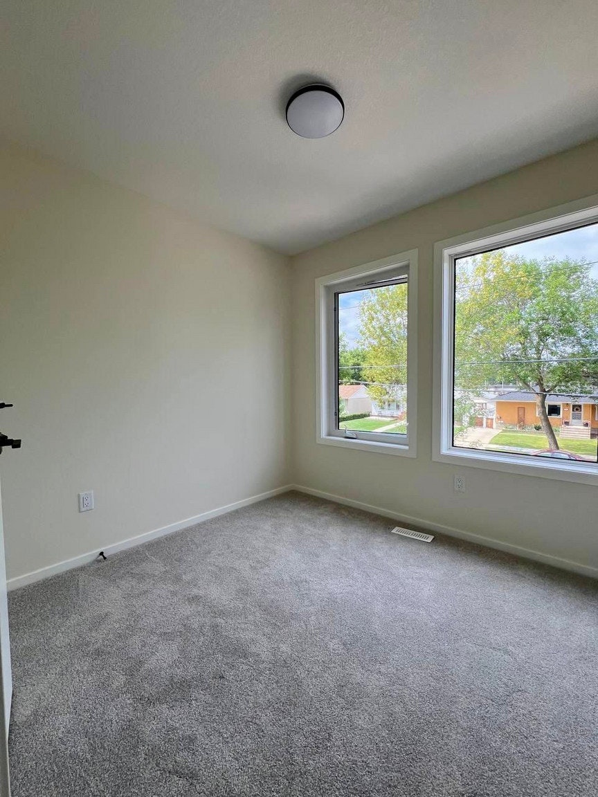 1-10463 159 Street Northwest, Edmonton, AB, T5P 3A8 - 10