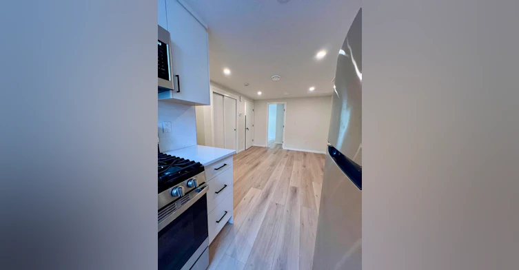 10463 159 Street Northwest, Edmonton, AB, T5P 3A8 - 6
