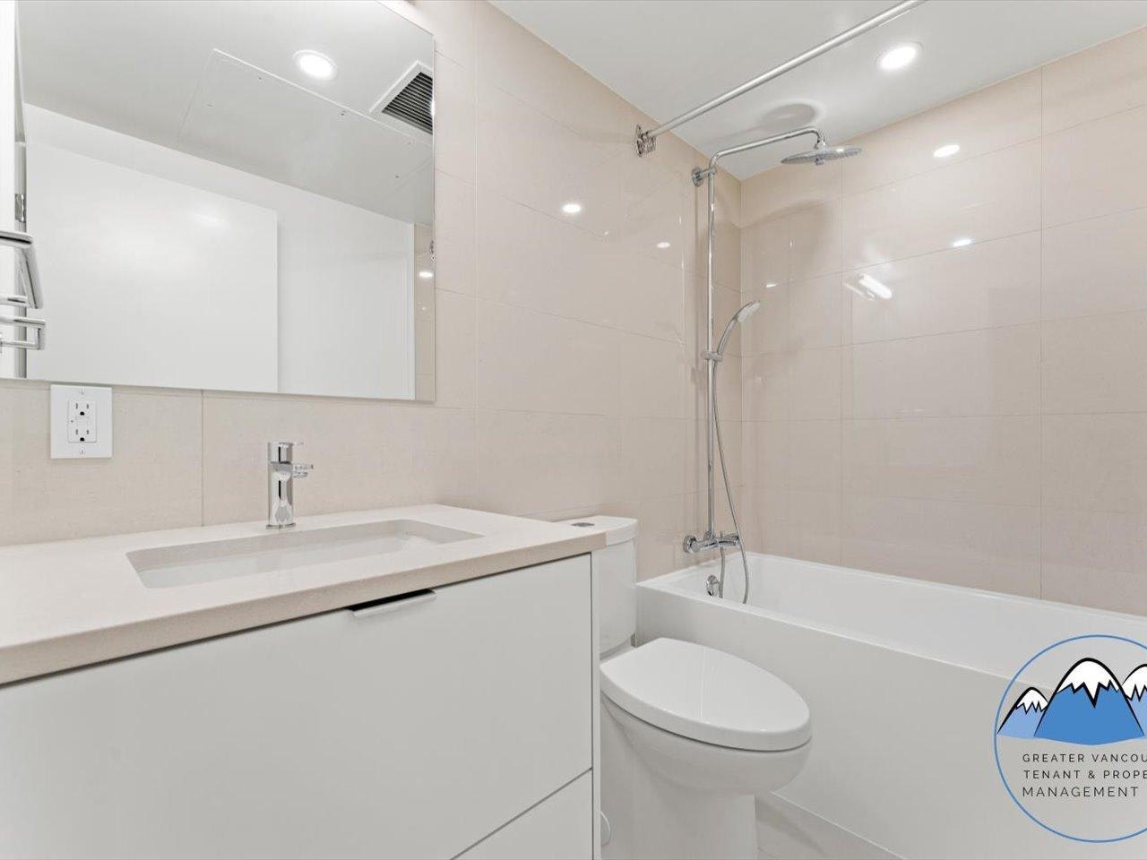 1101-13675 107a Avenue, Surrey, BC, V3T 2H2 - 12