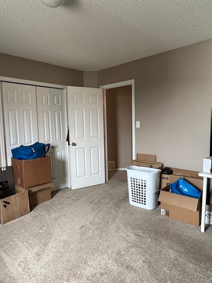6304 Sandin Way Northwest, Edmonton, AB, T6R 0J8 - 3