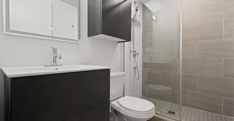 207-18 Hamilton Avenue N, Ottawa, ON, K1Y 1B6 - 7