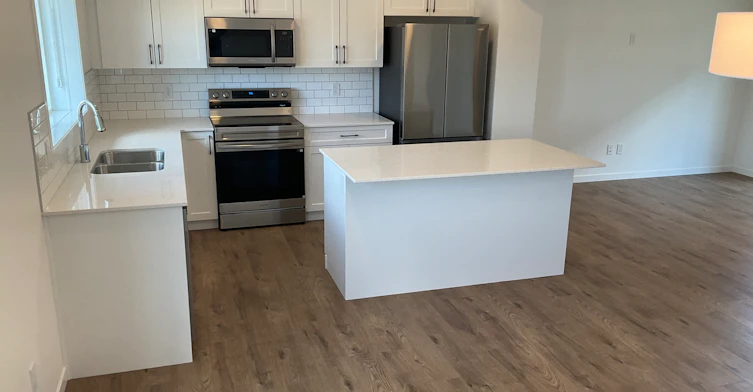 525 Secord Boulevard, Edmonton, AB, T5T 7V3 - 7