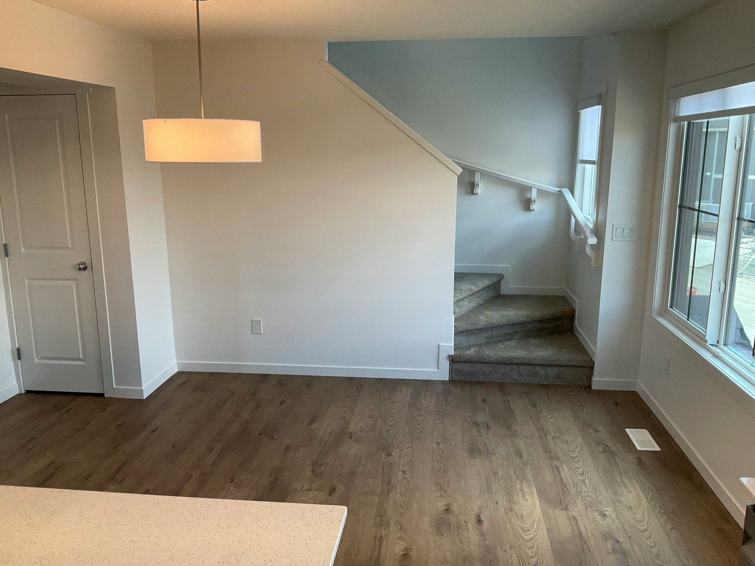 525 Secord Boulevard, Edmonton, AB, T5T 7V3 - 9