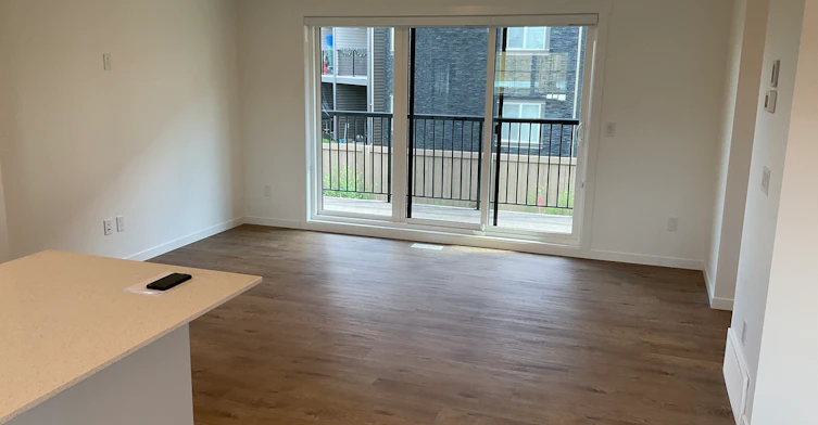 525 Secord Boulevard, Edmonton, AB, T5T 7V3 - 8