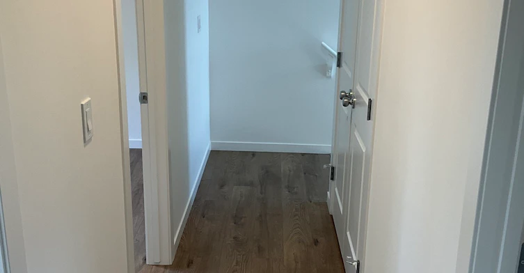 525 Secord Boulevard Nw, Edmonton, AB, T5T 7V3 - 4
