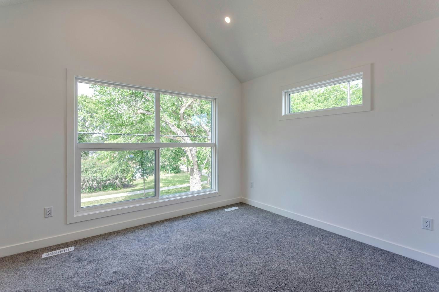 12321 120 Avenue Northwest, Edmonton, AB, T5L 0M8 - 6