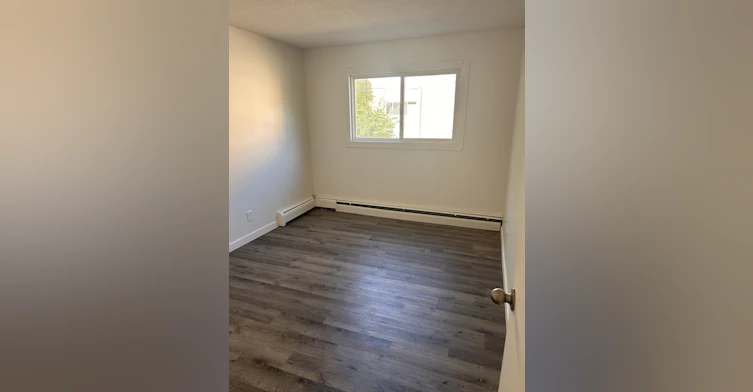 727 5th Avenue North, Saskatoon, SK, S7K 2R6 - 7