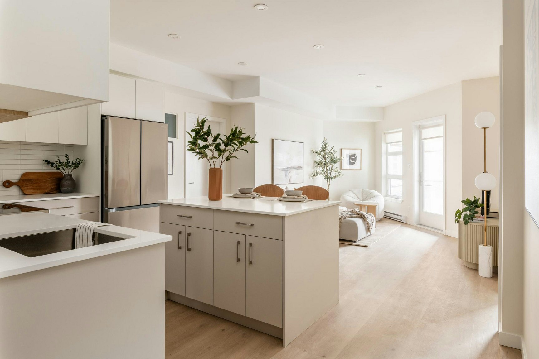 209-110 Menzies Street, Victoria, BC, V8V 1L8 - 3