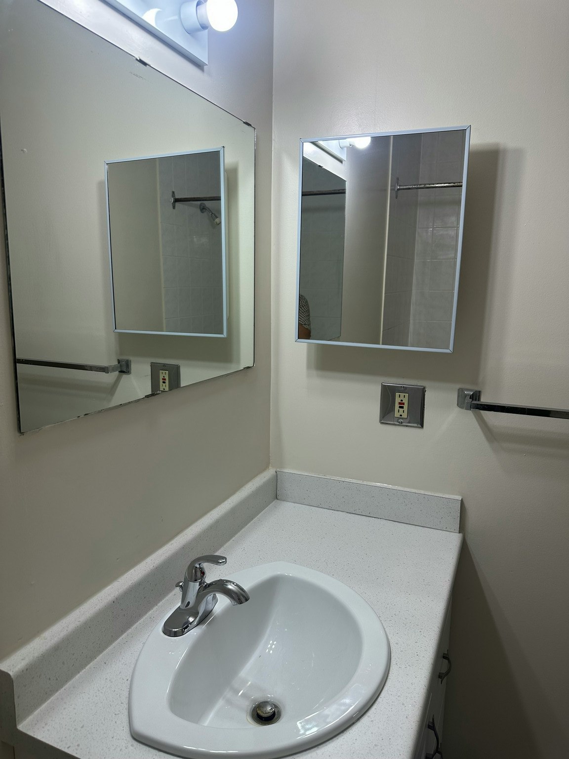 9730 Bellamy Hill Road Northwest, Edmonton, AB, T5K 0X7 - 9