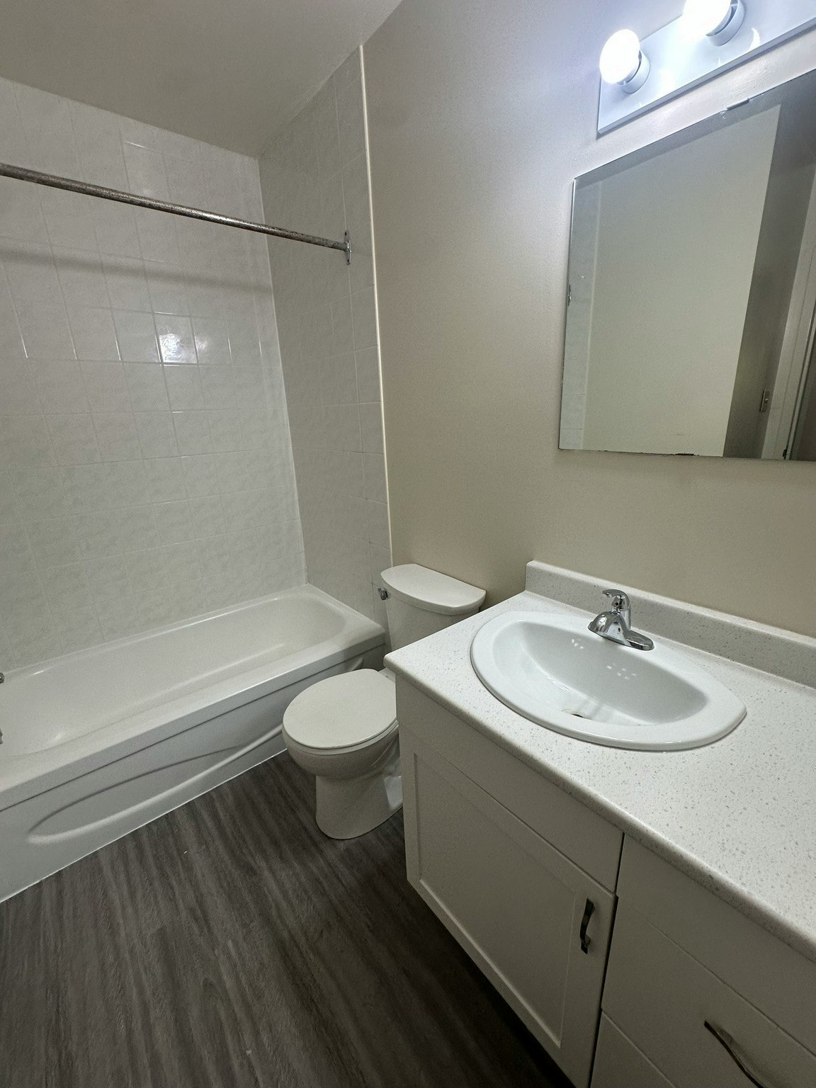 9730 Bellamy Hill Road Northwest, Edmonton, AB, T5K 0X7 - 8