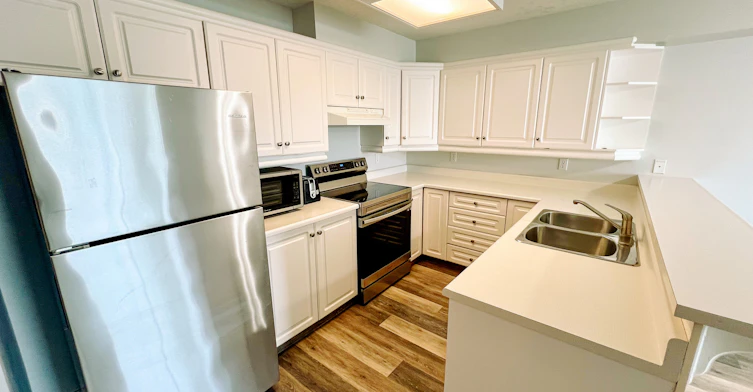 620 Columbia Boulevard West, Lethbridge, AB, T1K 7A8 - 7