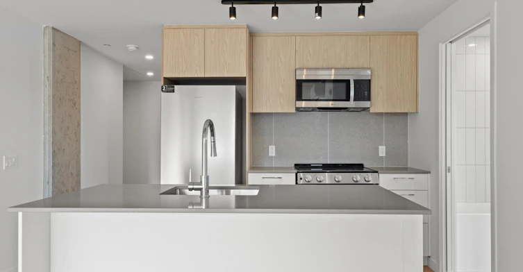 5630 De Marseille Rue, Montréal, QC, H1N 1J5 - 9