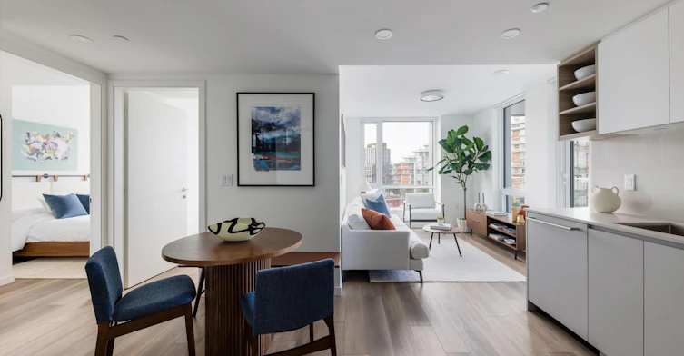 1204-1717 Lorne Street, Vancouver, BC, V5T 0L7 - 4