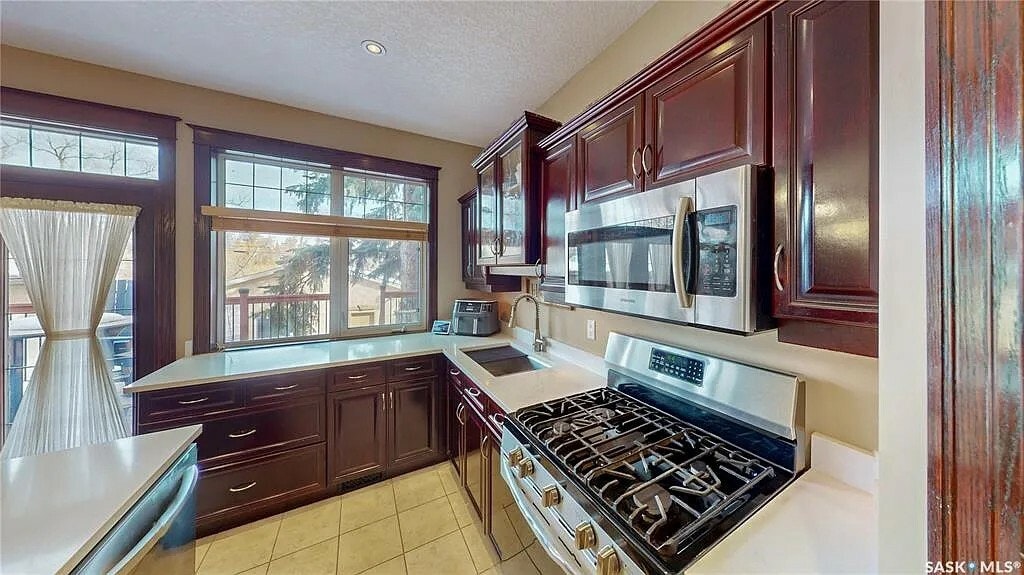 2830 Regina Avenue, Regina, SK, S4S 0G5 - 7