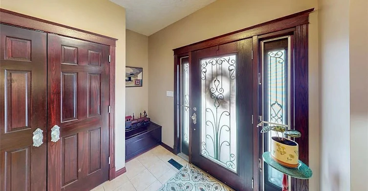 2830 Regina Avenue, Regina, SK, S4S 0G5 - 2